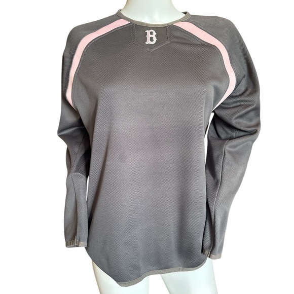 Authentic Majestic Gray and Pink Boston Red Socks Therma BaseWomen's Top. SM - Picture 1 of 7